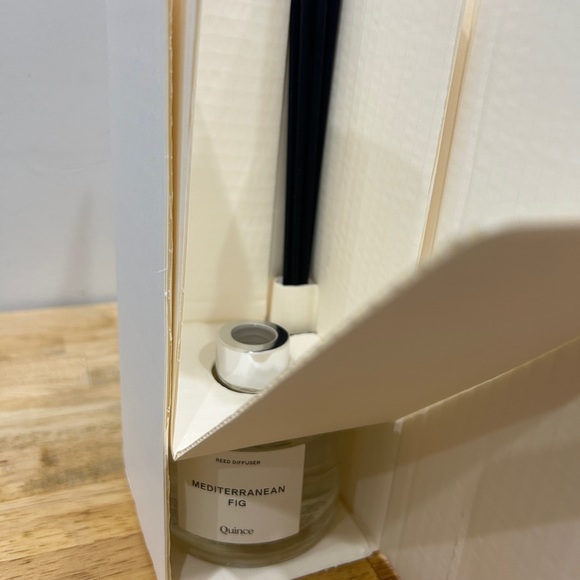 Quince Mediterranean Fig Reed Diffuser - Picture 5 of 5